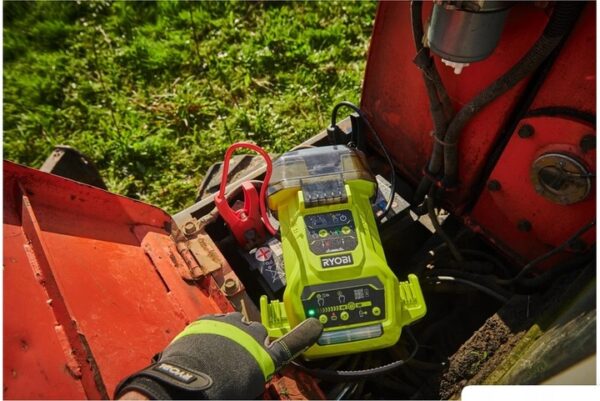 RYOBI Urządzenie rozruchowe BOOSTER 18V ONE+ RJSC18-0